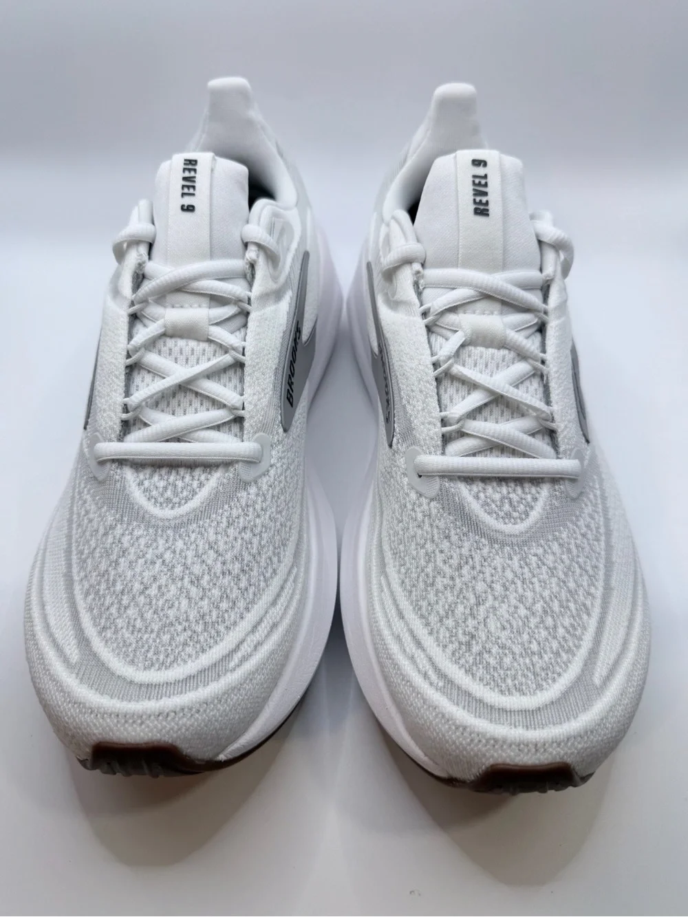 Brooks Revel 9 Running Shoes - White/Light Gray
